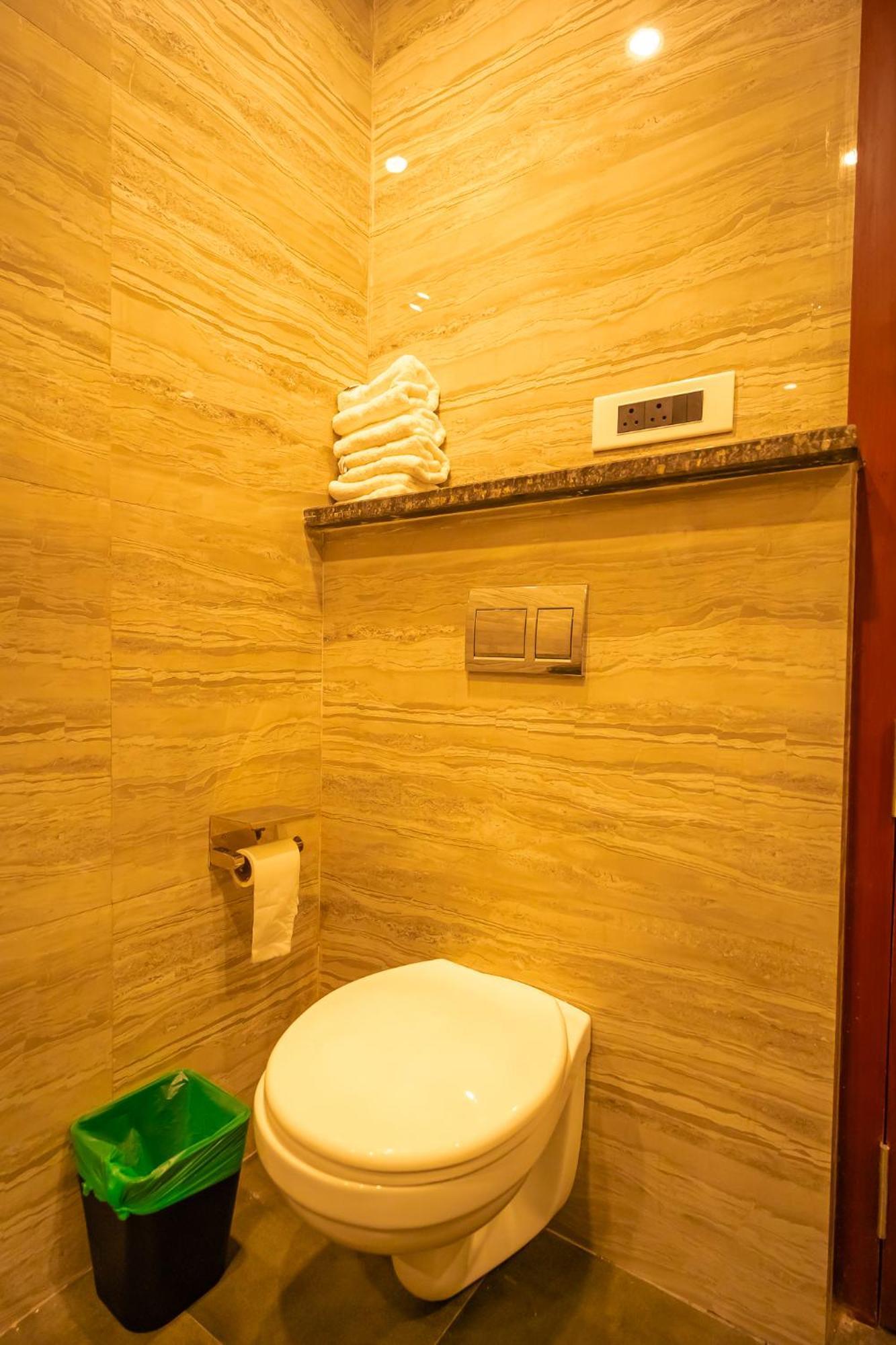 J60 Homestay